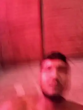 Snapshot of luisMigueloor chatting on April 10, 2026, 8:02 pm luisMigueloor online show from April 10, 2026, 8:02 pm