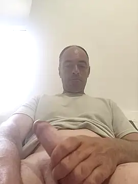 circott online show from April 21, 2026, 7:47 am