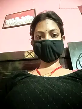 BIG QWEEN NO1 online show from March 18, 2026, 7:39 pm