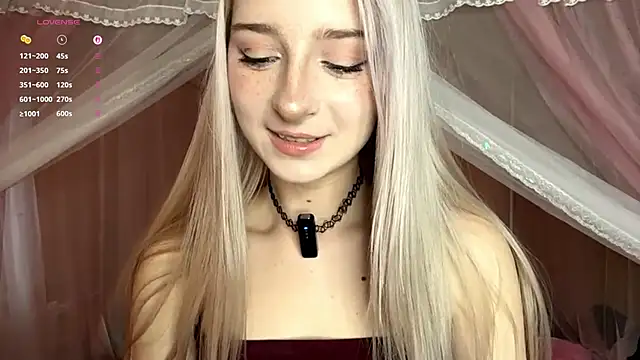 Snapshot of EvaQT chatting on February 28, 2026, 8:26 am EvaQT online show from February 28, 2026, 8:26 am