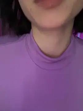  luna fox  online show from February 11, 2026, 2:44 pm