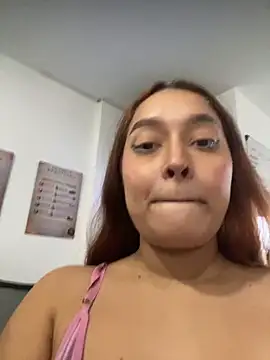 Snapshot of Emily_Harpeer chatting on February 11, 2026, 11:26 am Emily Harpeer online show from February 11, 2026, 11:26 am