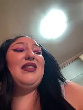 Amber Sinn online show from May 27, 2026, 2:25 pm