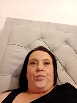 louisa36 online show from March 4, 2026, 10:05 pm