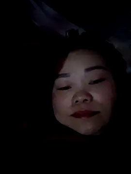 Miesi-c2clove online show from February 12, 2026, 11:11 pm