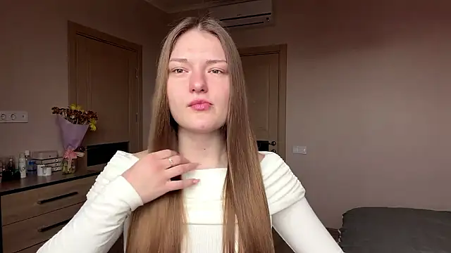 Milayouknow online show from March 18, 2026, 9:23 am