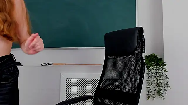 StacyHicks online show from April 10, 2026, 3:17 pm