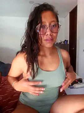 Snapshot of Camila_Lopez1 chatting on February 17, 2026, 3:19 pm Camila Lopez1 online show from February 17, 2026, 3:19 pm