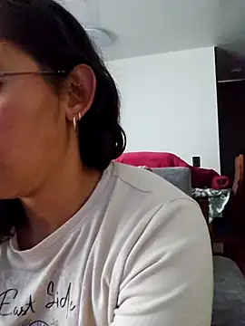 Snapshot of Camila_Lopez1 chatting on February 19, 2026, 7:32 pm Camila Lopez1 online show from February 19, 2026, 7:32 pm