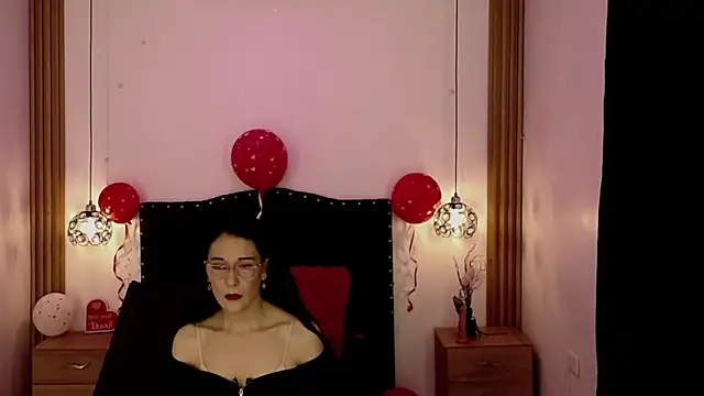 LAKSMI BLUE online show from February 19, 2026, 12:01 pm