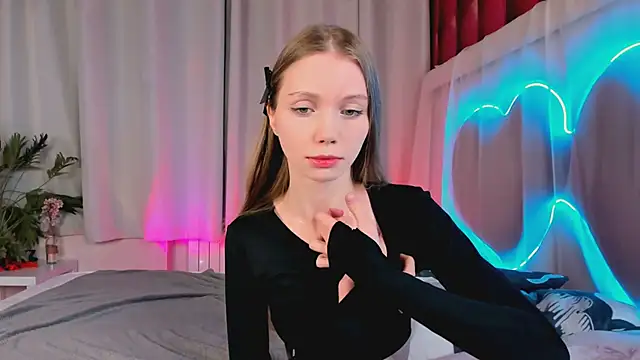 Snapshot of lada2k4 chatting on February 10, 2026, 6:06 am lada2k4 online show from February 10, 2026, 6:06 am