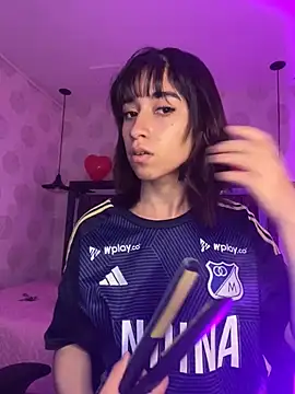 alahia pink online show from February 25, 2026, 4:00 am