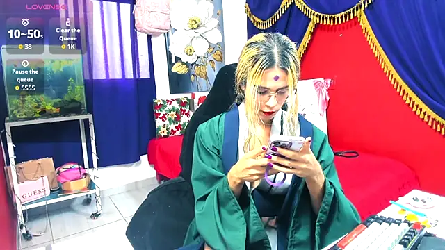 Snapshot of Angel_Dust420 chatting on February 15, 2026, 7:10 pm Angel Dust420 online show from February 15, 2026, 7:10 pm