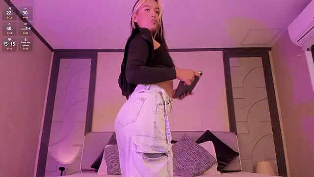 alicee clark  online show from March 22, 2026, 12:30 pm