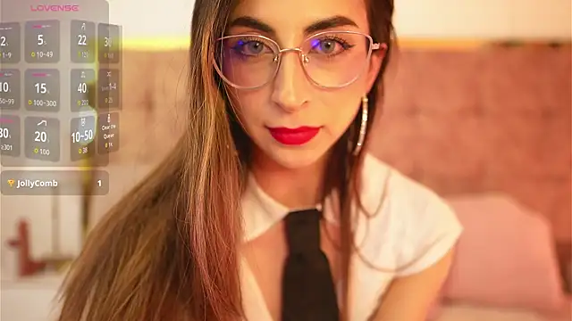 Snapshot of EmmaClark__ chatting on July 8, 2026, 10:36 pm EmmaClark online show from July 8, 2026, 10:36 pm