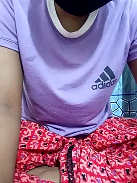 Cute Queen Noor online show from February 12, 2026, 1:17 pm