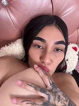 Snapshot of Mia__Starxxx chatting on February 26, 2026, 9:47 pm Mia Starxxx online show from February 26, 2026, 9:47 pm