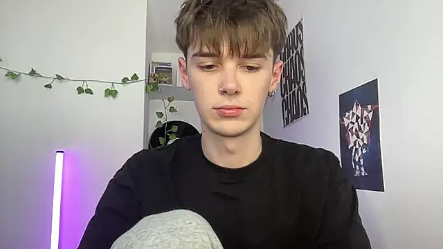 YourMilkyGuy online show from April 13, 2026, 4:01 pm