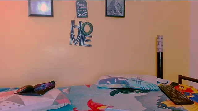 Snapshot of sexiempoderada18 chatting on February 25, 2026, 1:21 pm sexiempoderada18 online show from February 25, 2026, 1:21 pm