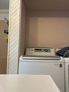 Snapshot of Kunle77d chatting on February 10, 2026, 5:39 pm Kunle77d online show from February 10, 2026, 5:39 pm