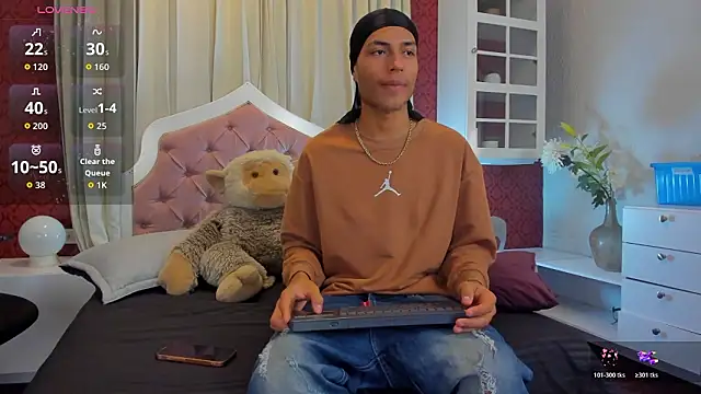 Snapshot of ItsZairen chatting on February 27, 2026, 4:01 am ItsZairen online show from February 27, 2026, 4:01 am