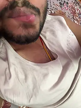 Precum giver online show from April 24, 2026, 12:35 am