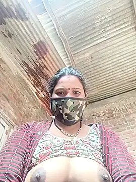 Kirti sacsena online show from February 13, 2026, 4:41 am