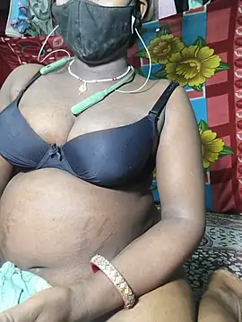 PRIYAGOYAL online show from July 22, 2026, 6:11 pm