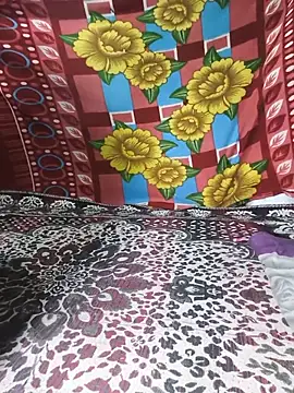 PRIYAGOYAL online show from July 23, 2026, 5:44 pm