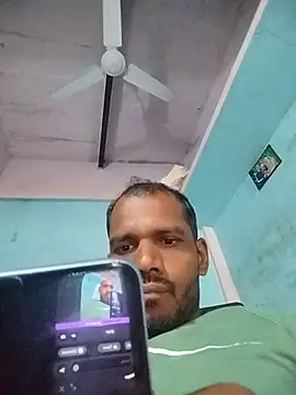 Snapshot of Daddyishere_19 chatting on February 28, 2026, 11:00 am Daddyishere 19 online show from February 28, 2026, 11:00 am