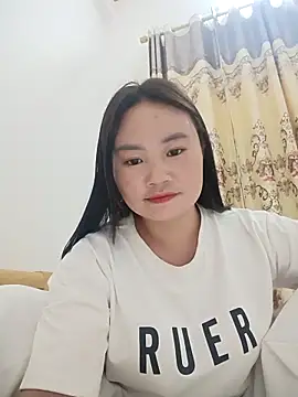 lisn-cute online show from April 8, 2026, 9:53 am