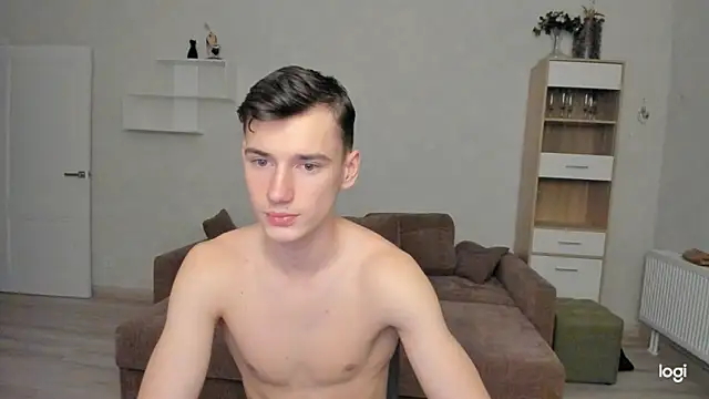 Snapshot of Max_foks_ chatting on February 24, 2026, 2:15 pm Max foks online show from February 24, 2026, 2:15 pm