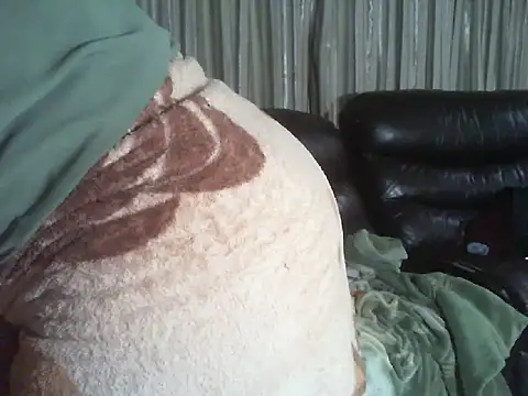 Caramel-Diva online show from April 16, 2026, 5:36 pm