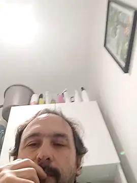 Snapshot of Luluberlu04 chatting on February 23, 2026, 10:18 pm Luluberlu04 online show from February 23, 2026, 10:18 pm