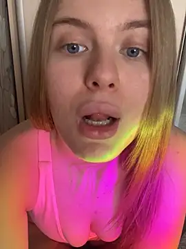 -OliviaSoft online show from March 7, 2026, 11:18 am