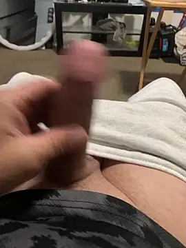 Bighardthrobbingcock4 online show from February 17, 2026, 12:40 am