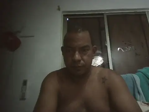 Quillero18 online show from February 13, 2026, 3:41 pm