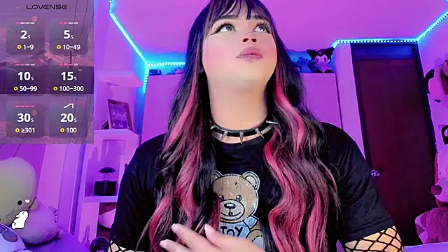 Danna xz online show from March 25, 2026, 6:36 pm