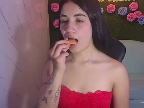 Snapshot of Samanttha_tf chatting on February 12, 2026, 12:33 pm Samanttha tf online show from February 12, 2026, 12:33 pm