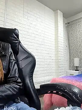 Sara Love 1 online show from April 14, 2026, 3:12 am