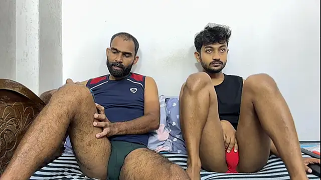 DesiDaddyandSon online show from June 19, 2026, 2:49 am