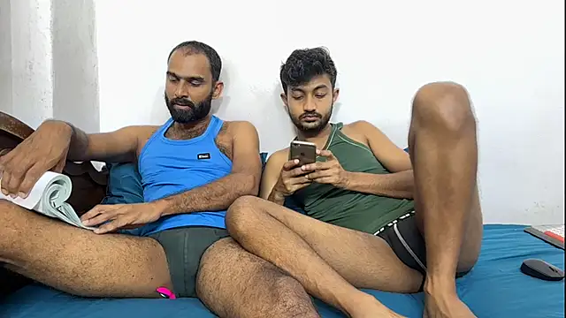 DesiDaddyandSon online show from July 28, 2026, 12:48 pm