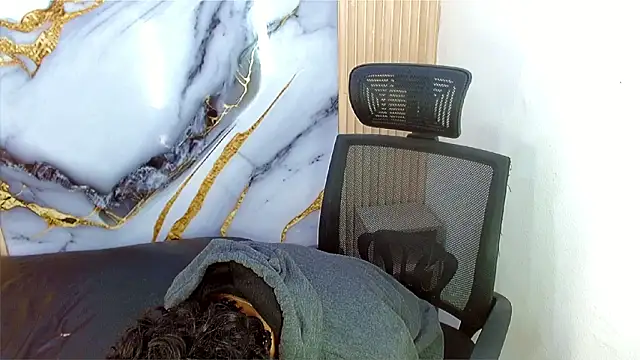 DaviidBuckx  online show from March 23, 2026, 2:37 am