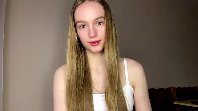 Snapshot of Viktoria_Vibes chatting on February 16, 2026, 3:08 pm Viktoria Vibes online show from February 16, 2026, 3:08 pm