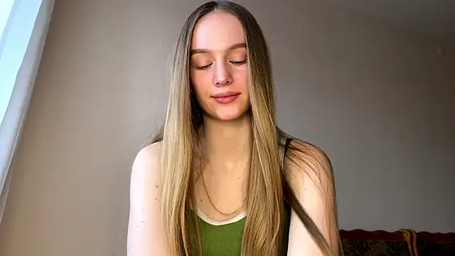 Viktoria Vibes online show from March 4, 2026, 3:07 pm