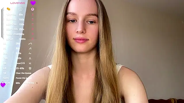 Snapshot of Viktoria_Vibes chatting on May 7, 2026, 3:06 pm Viktoria Vibes online show from May 7, 2026, 3:06 pm