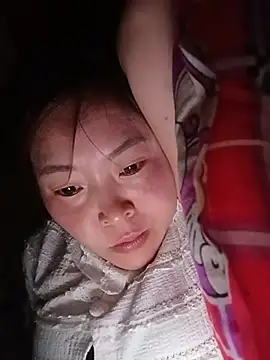 Snapshot of Yiyoongg chatting on June 29, 2026, 9:59 am Yiyoongg online show from June 29, 2026, 9:59 am