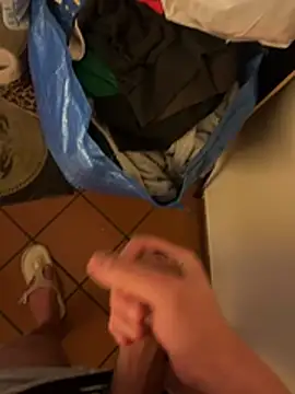 Snapshot of Marlem12_ chatting on February 11, 2026, 3:17 pm Marlem12 online show from February 11, 2026, 3:17 pm