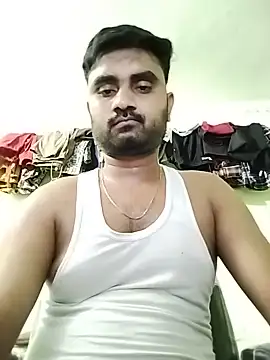 loyalboy 0052 online show from June 5, 2026, 7:36 am