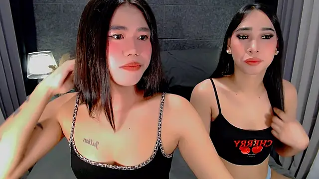 Snapshot of saphira_fucks chatting on February 23, 2026, 6:38 pm saphira fucks online show from February 23, 2026, 6:38 pm